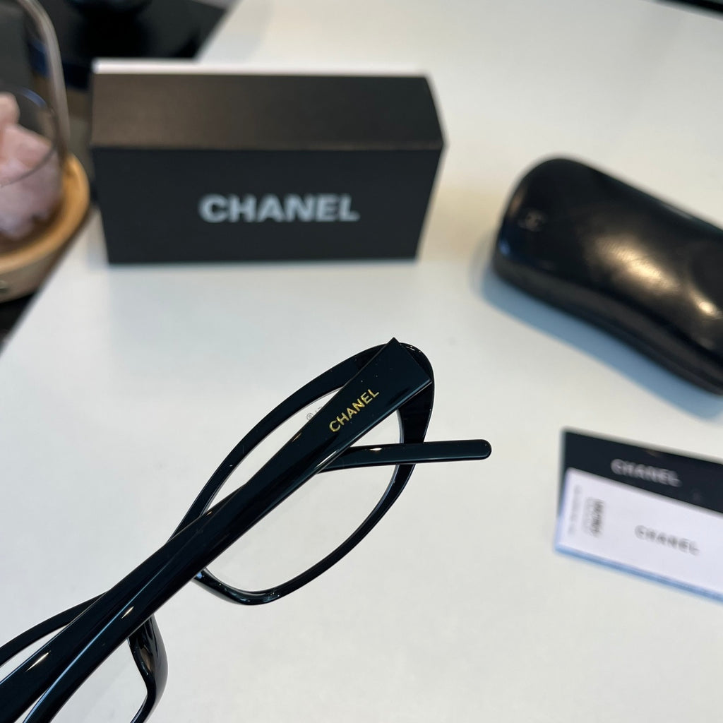 Chanel Oversized Silver Lens Sunglasses for Men & Women - 158353 - detail image 7
