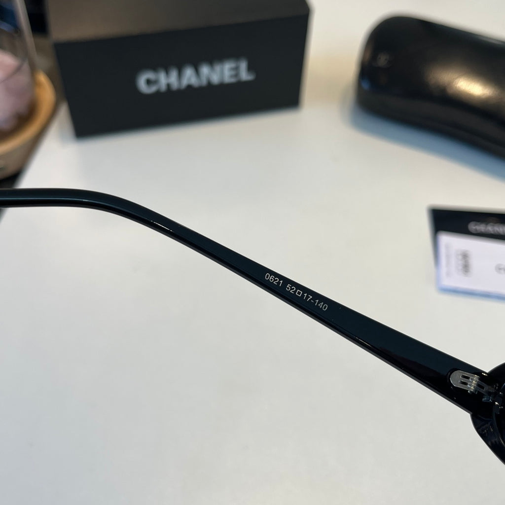 Chanel Oversized Silver Lens Sunglasses for Men & Women - 371834 - detail image 9