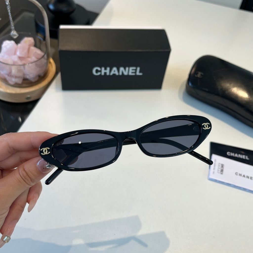 Chanel Oversized Silver Lens Sunglasses for Men & Women - 158355 - detail image 5