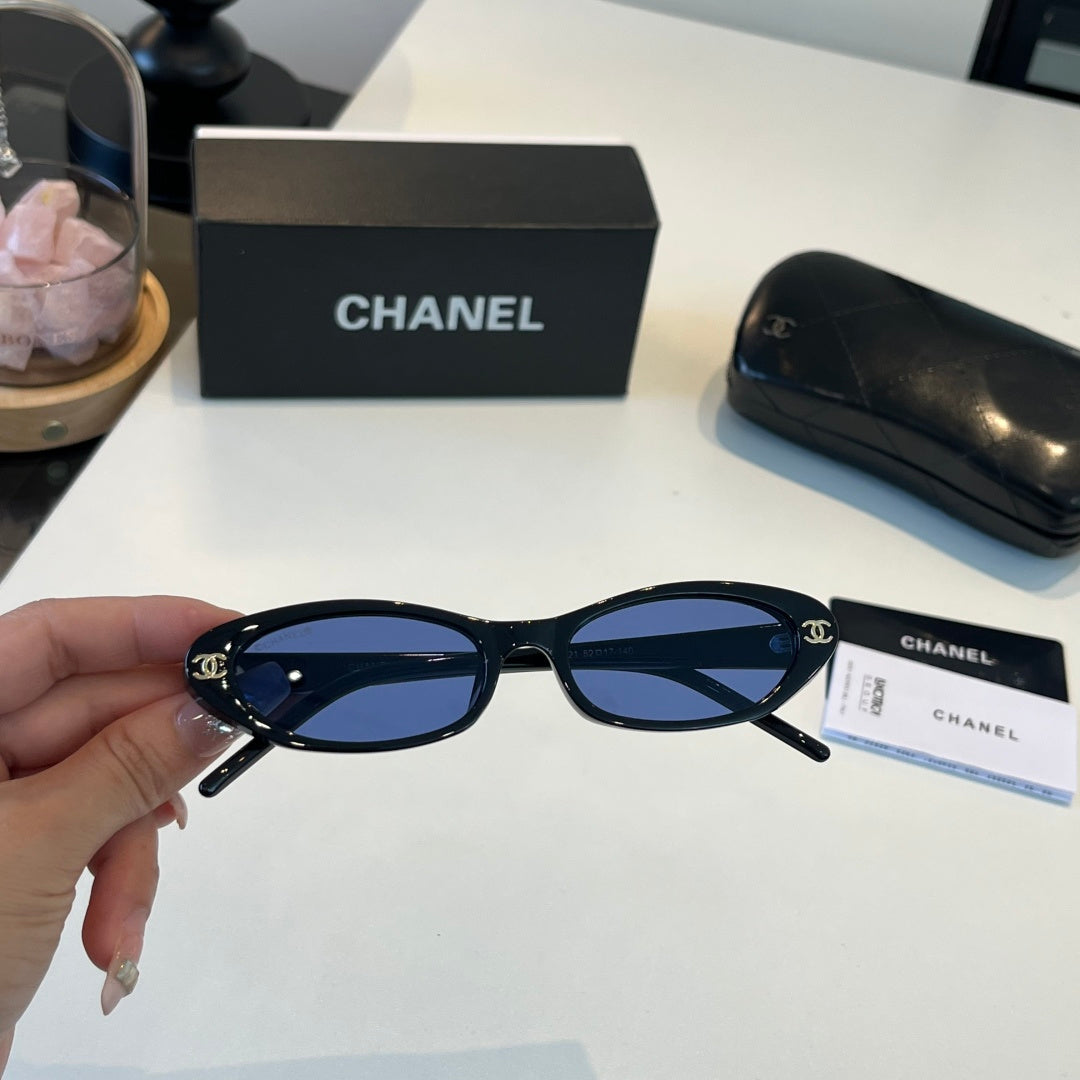Chanel Oversized Blue Lens Sunglasses for Men & Women - 371835 - detail image 5