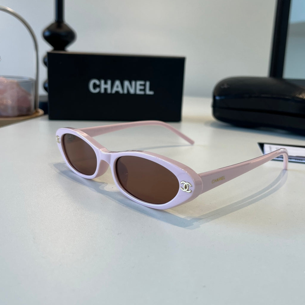 Chanel Oversized Silver Lens Sunglasses for Men & Women - 371837 - detail image 3