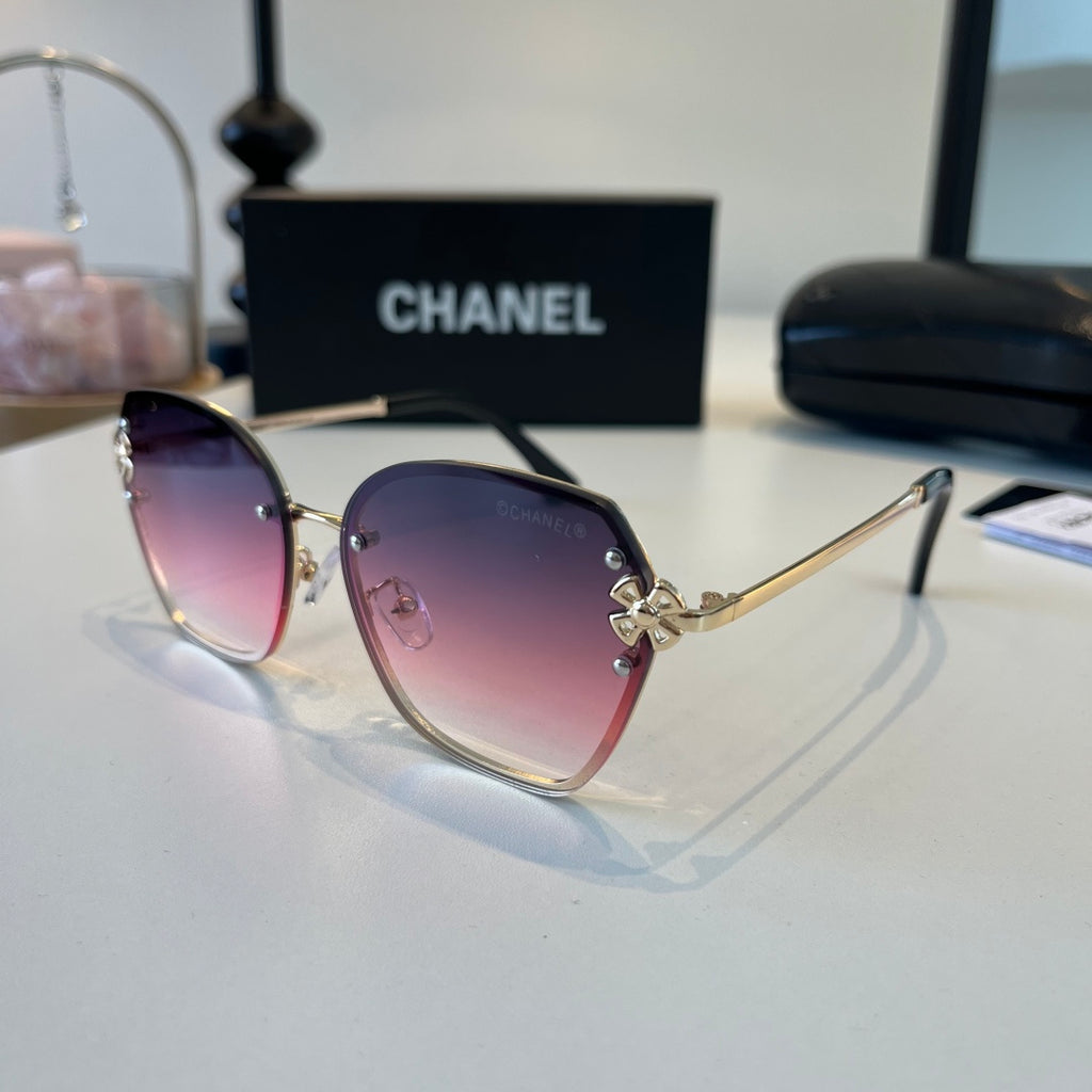 Chanel Oversized Silver Lens Sunglasses for Men & Women - 158359 - detail image 3