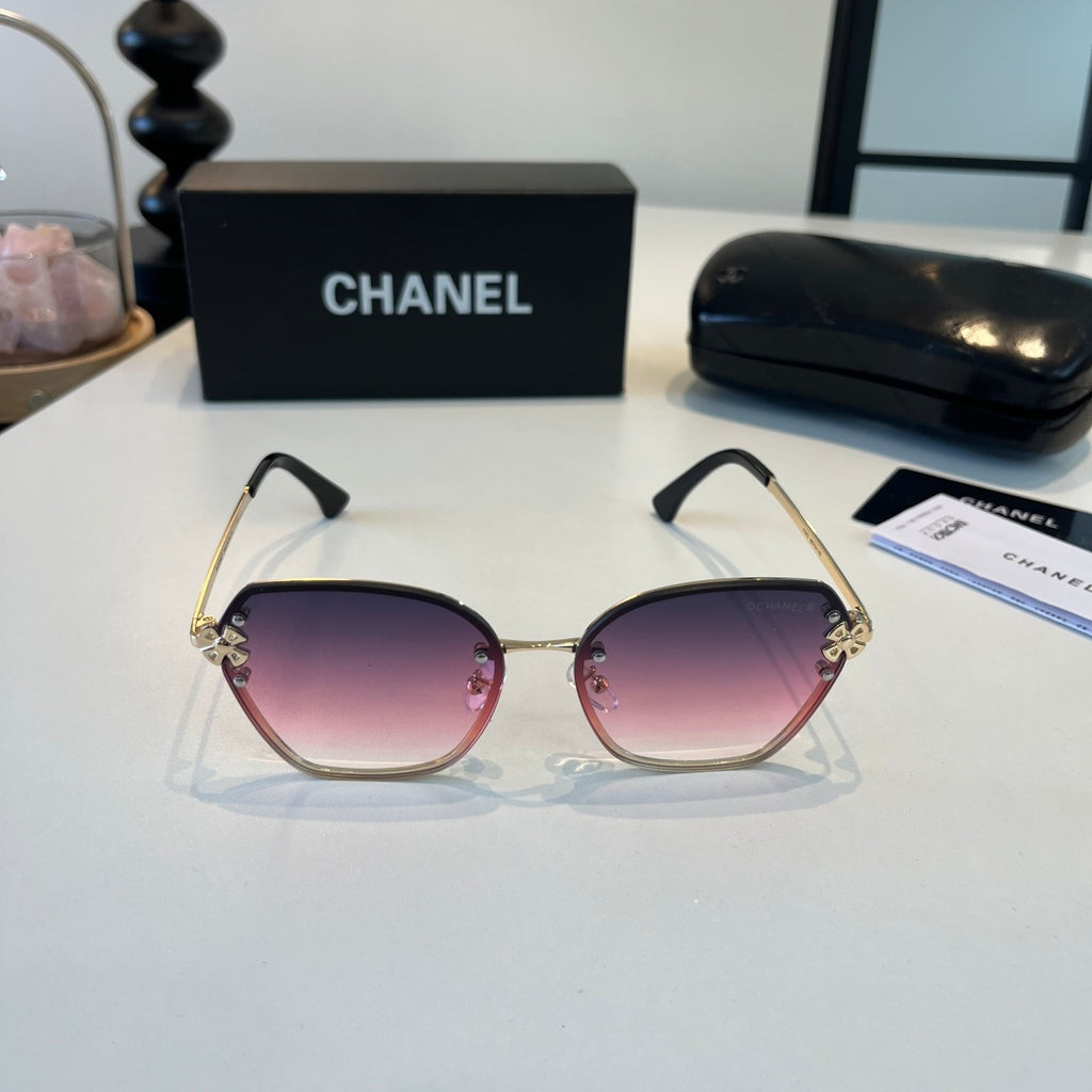 Chanel Oversized Silver Lens Sunglasses for Men & Women - 158359 - detail image 2