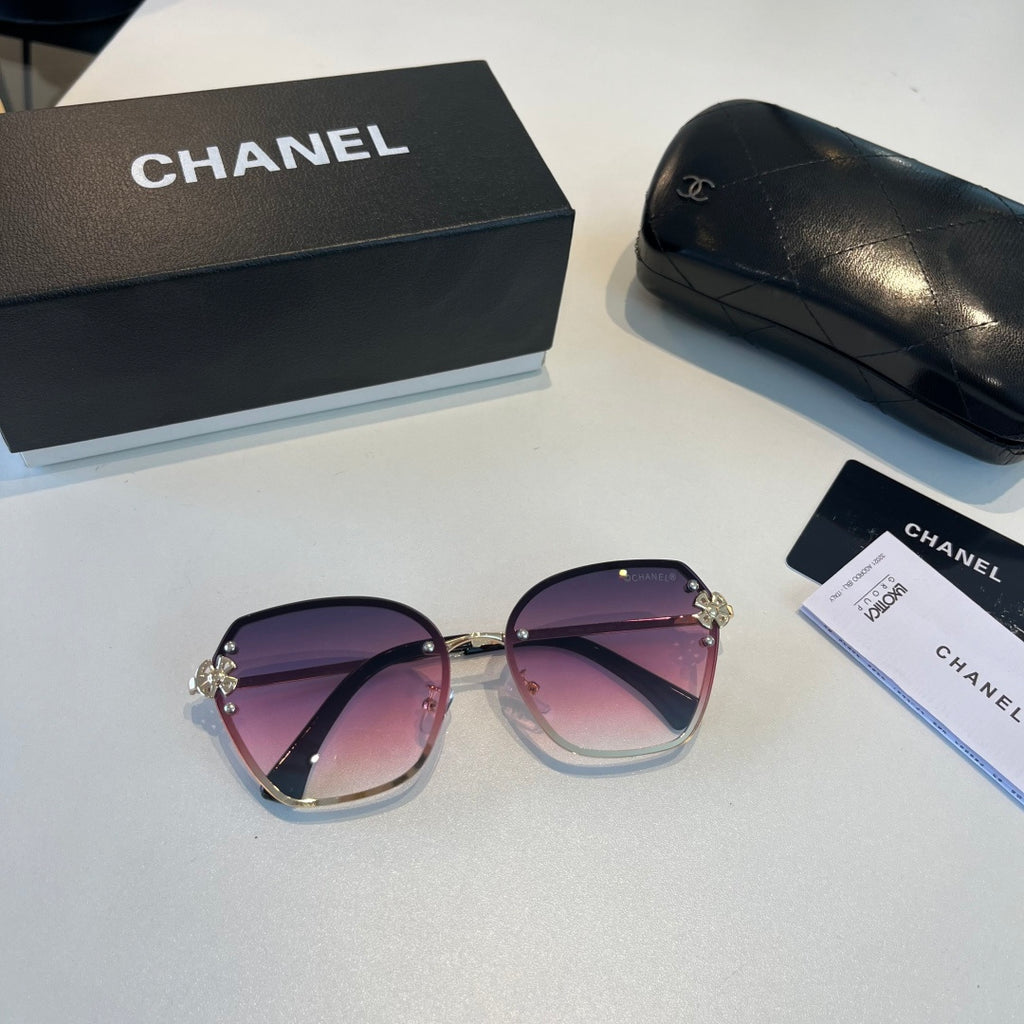 Chanel Oversized Silver Lens Sunglasses for Men & Women - 486557 - detail image 5