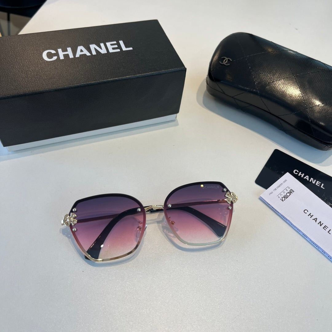 Chanel Oversized Silver Lens Sunglasses for Men & Women - 486557 - detail image 5