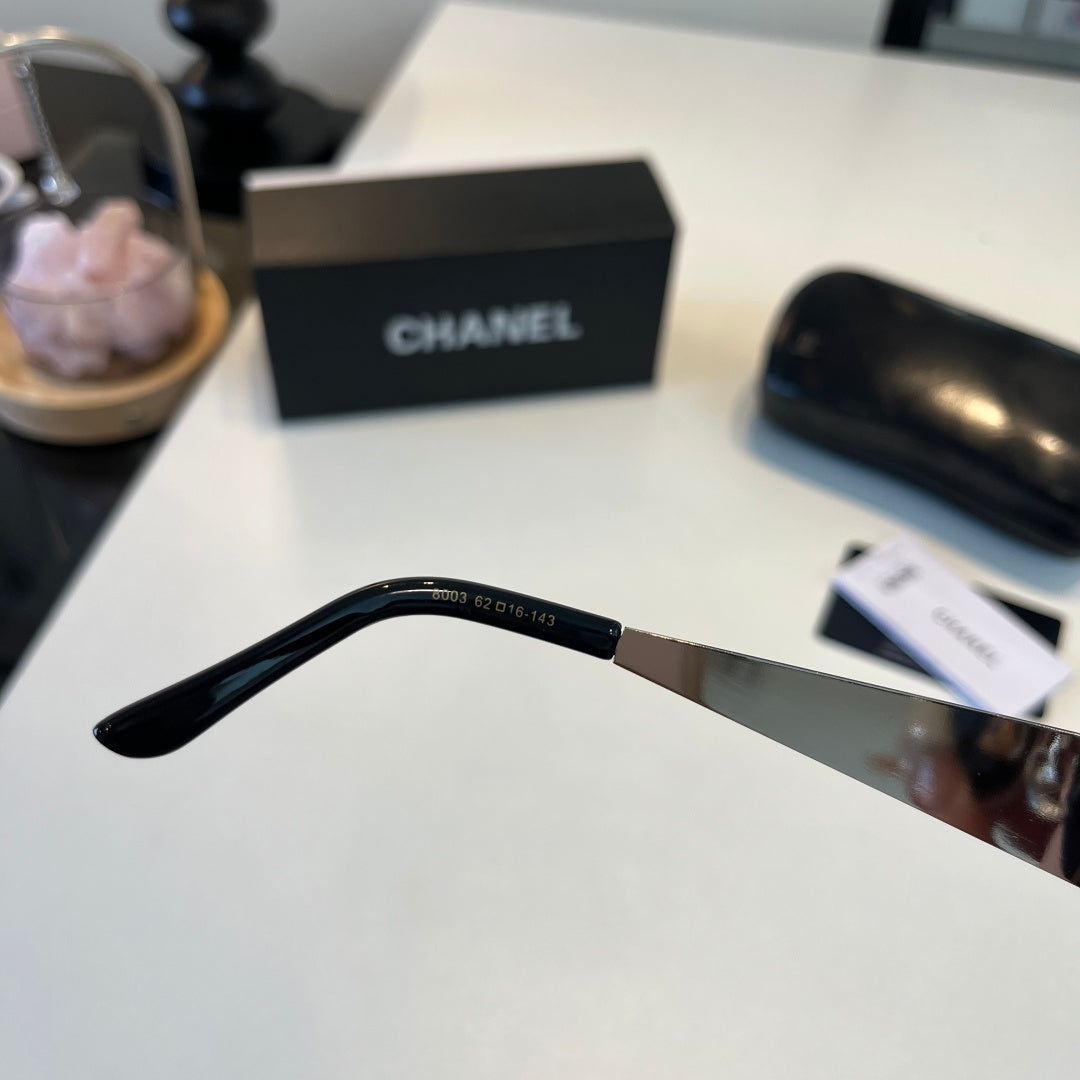 Chanel Oversized Silver Lens Sunglasses for Men & Women - 158362 - detail image 7