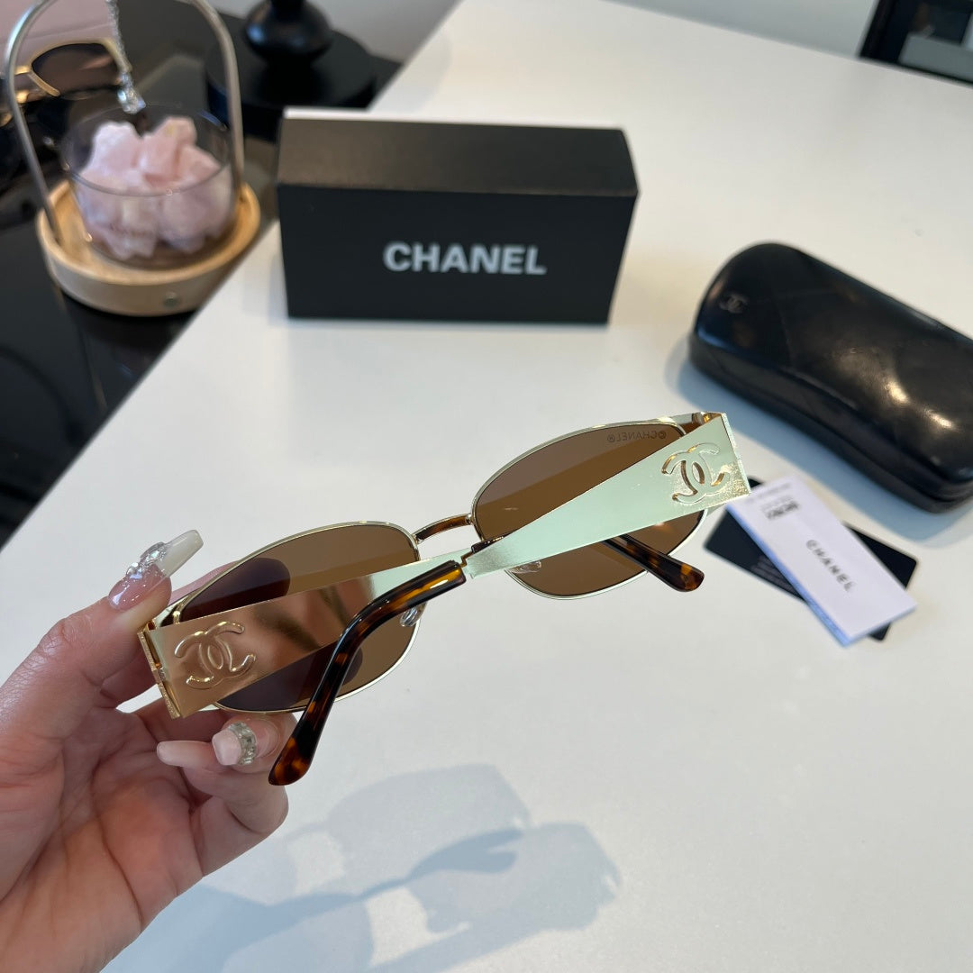 Chanel Oversized Brown Lens Sunglasses for Men & Women - 486560 - detail image 6