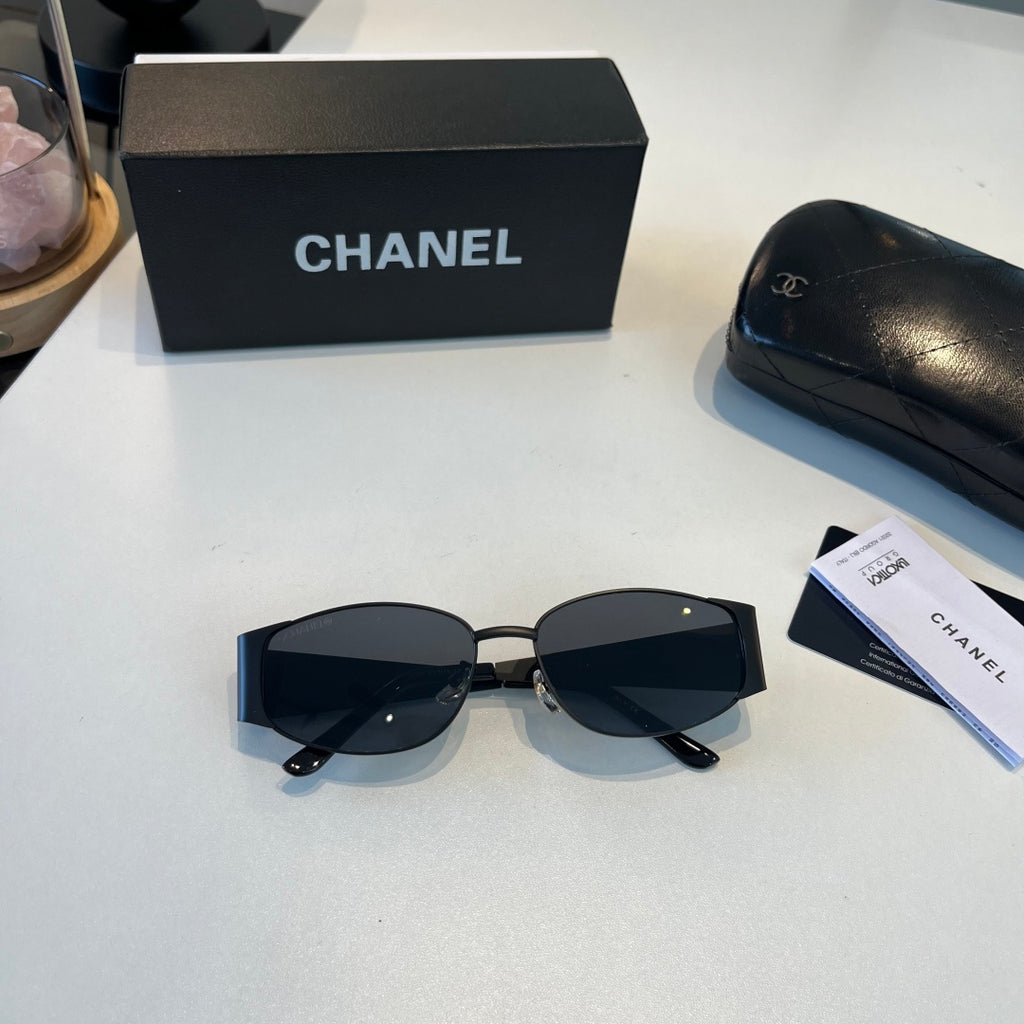 Chanel Oversized Silver Lens Sunglasses for Men & Women - 158363 - detail image 4
