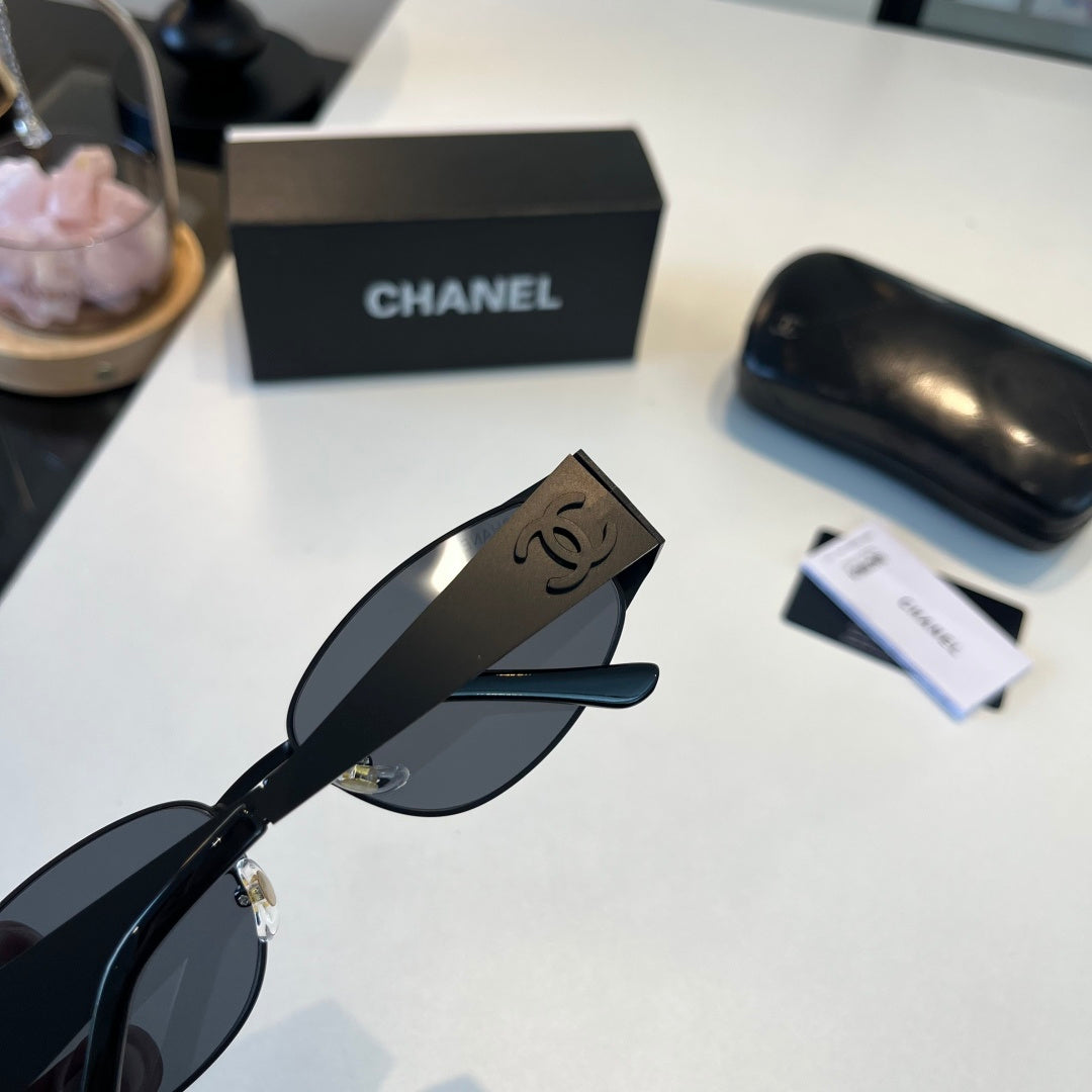Chanel Oversized Silver Lens Sunglasses for Men & Women - 371839 - detail image 7