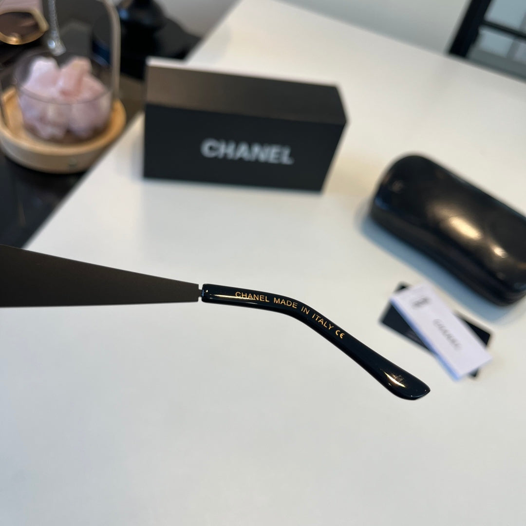 Chanel Oversized Silver Lens Sunglasses for Men & Women - 371839 - detail image 9