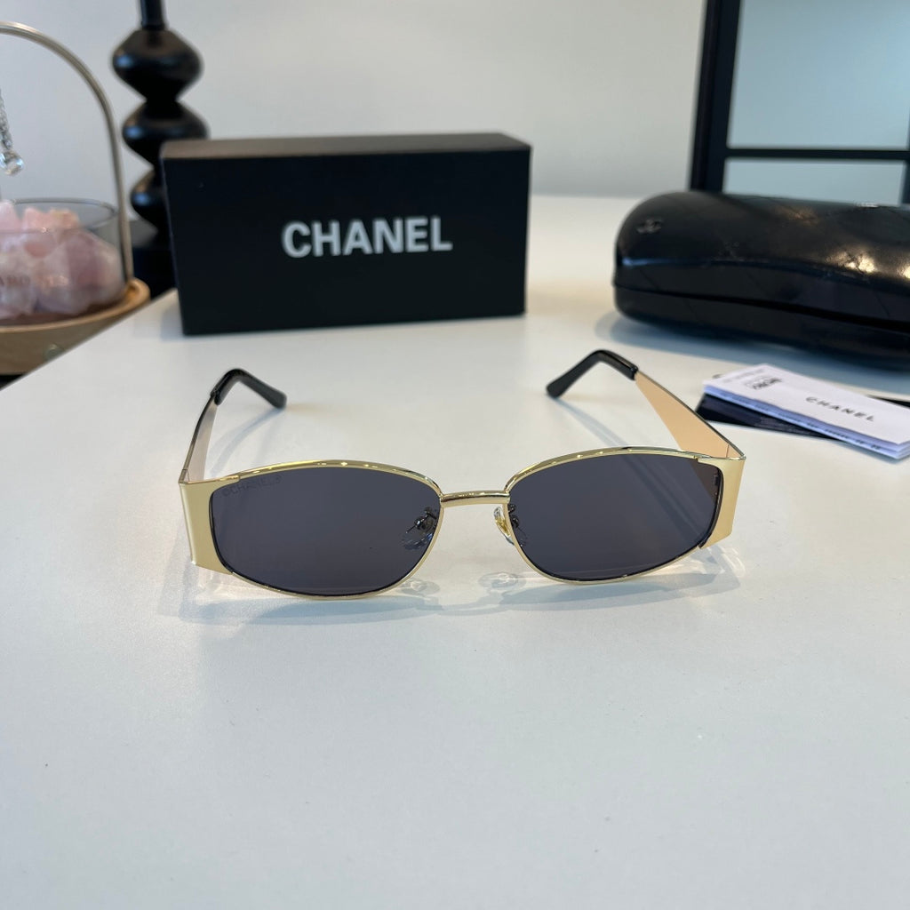 Chanel Oversized Silver Lens Sunglasses for Men & Women - 371841 - detail image 2