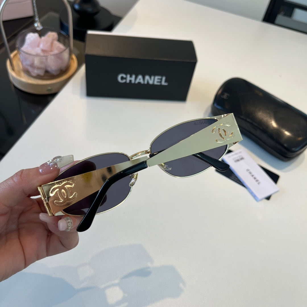 Chanel Oversized Silver Lens Sunglasses for Men & Women - 371841 - detail image 7
