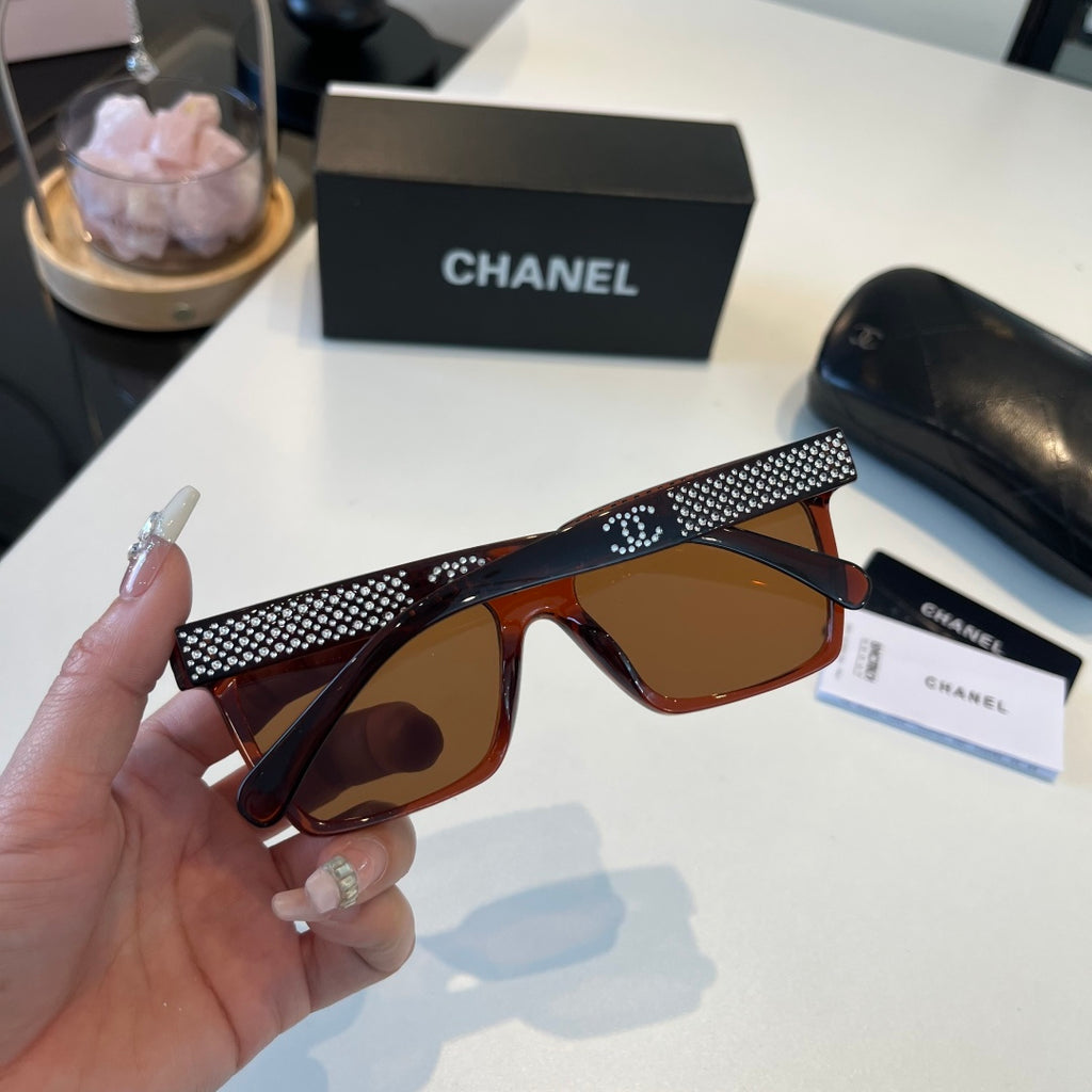 Chanel Fashion Black Lens Sunglasses for Men & Women - 158366 - detail image 7