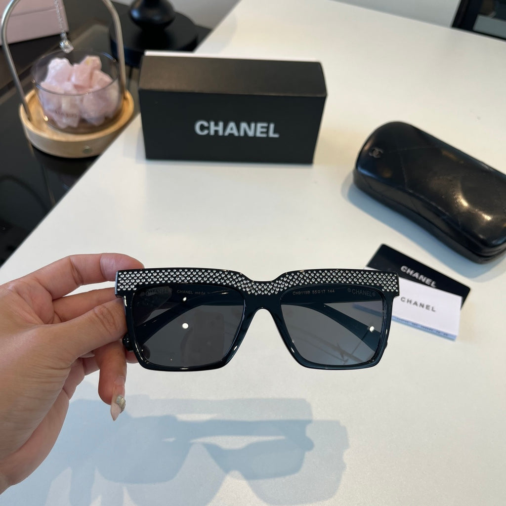 Chanel Fashion Black Lens Sunglasses for Men & Women - 158367 - detail image 5