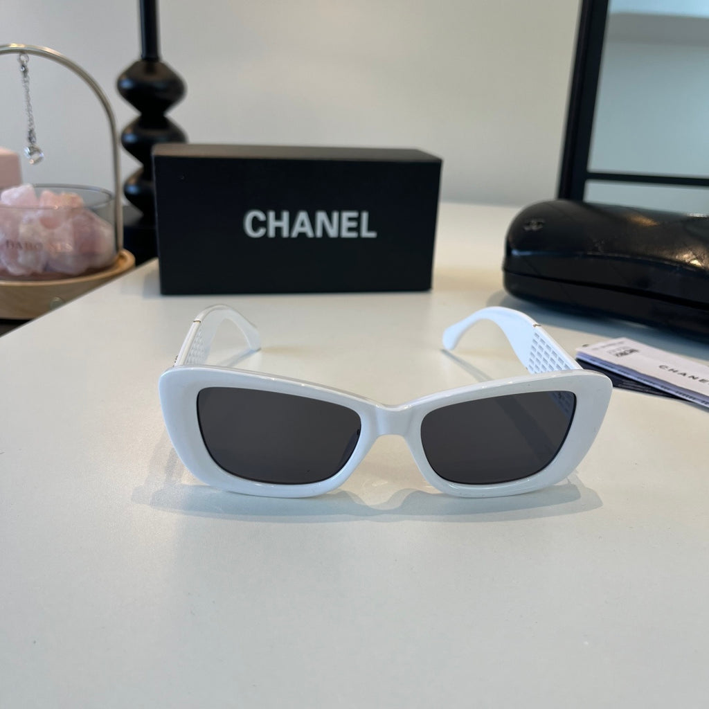 Chanel Fashion Silver Lens Sunglasses for Men & Women - 158368 - detail image 2