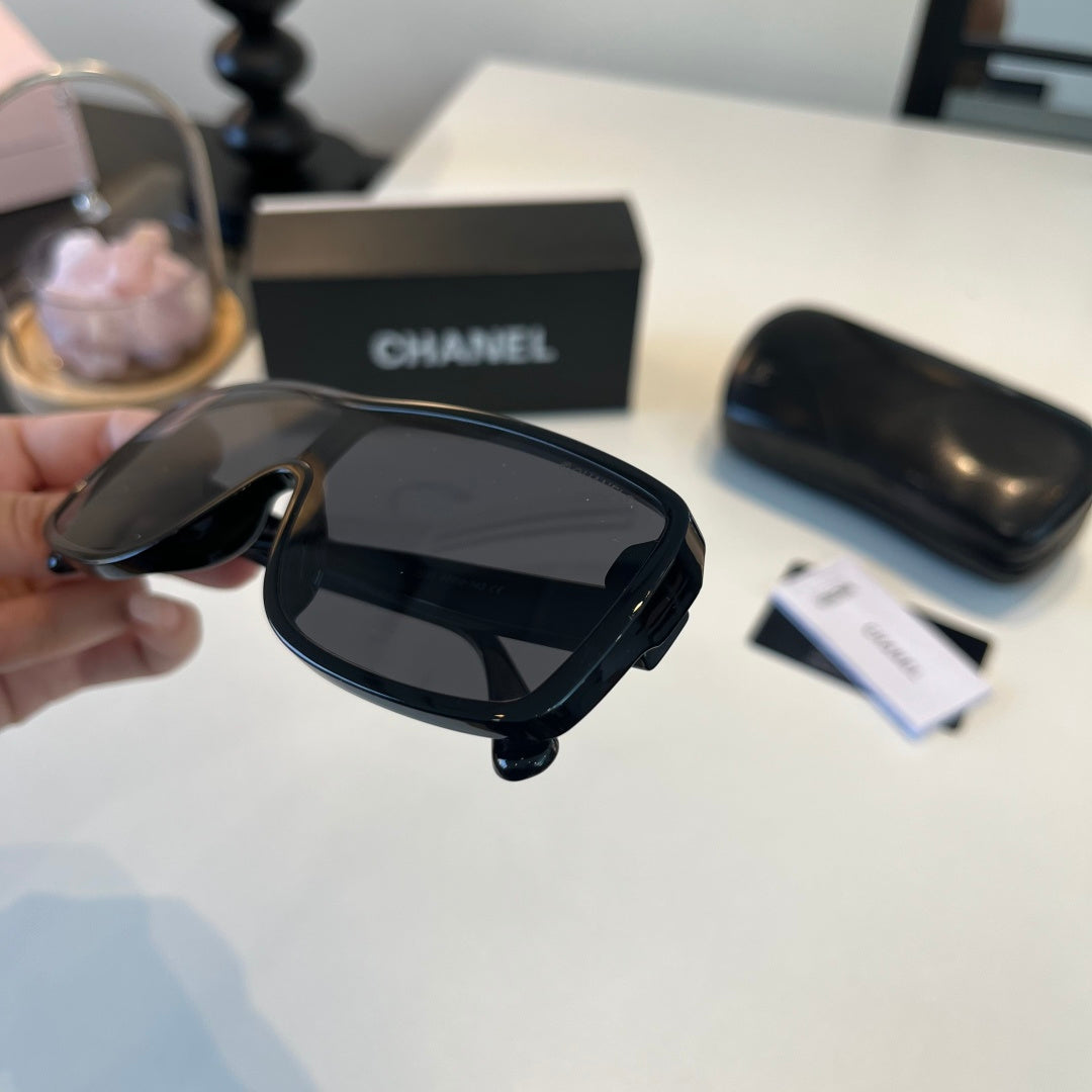 Chanel Fashion Black Lens Sunglasses for Men & Women - 158371 - detail image 6