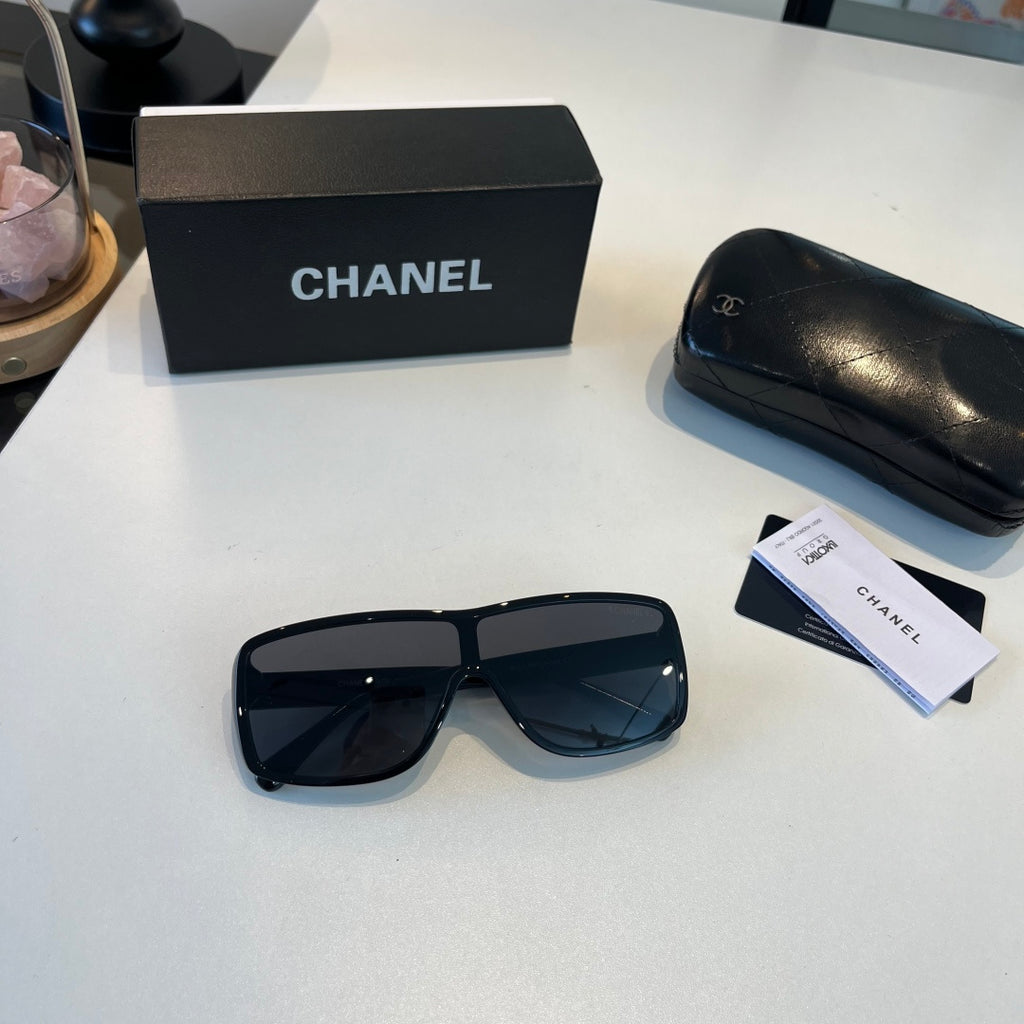 Chanel Fashion Black Lens Sunglasses for Men & Women - 371846 - detail image 4