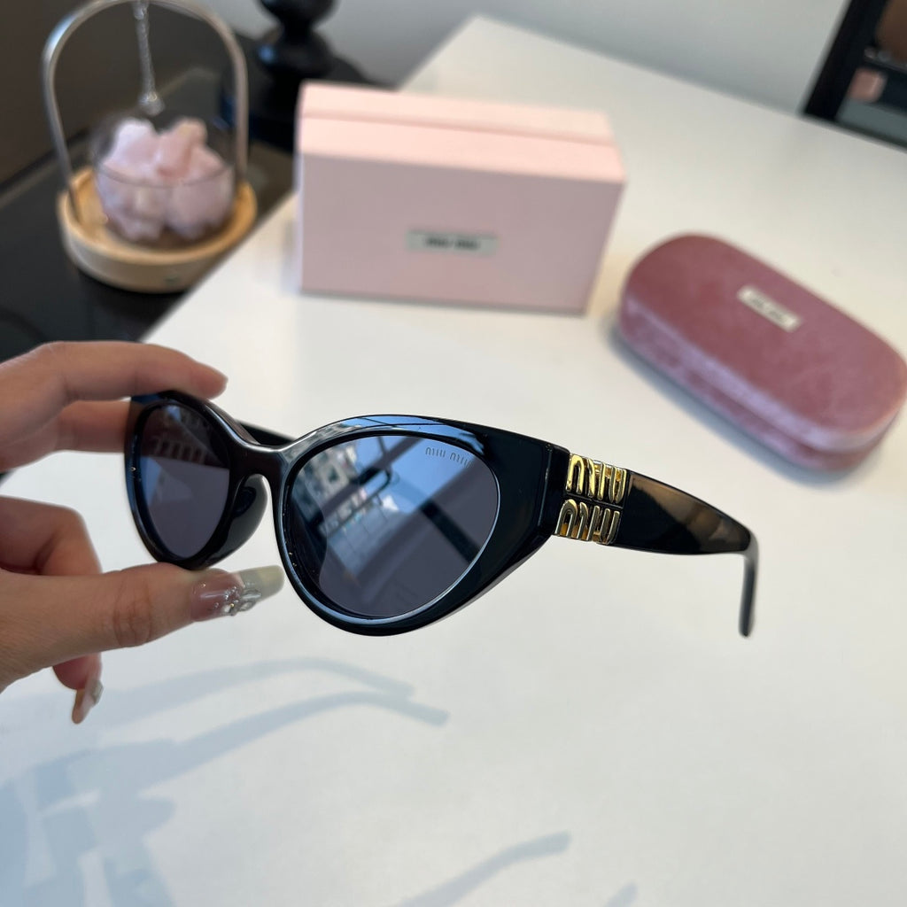 Miu Miu Cat-Eye Black Lens Sunglasses for Men & Women - 158601 - detail image 4
