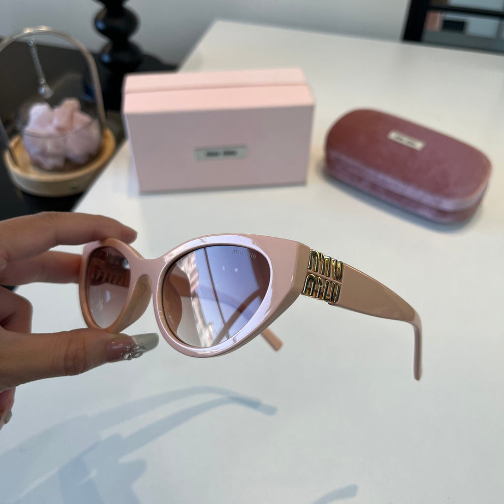 Miu Miu Cat-Eye Brown Lens Sunglasses for Men & Women - 158602 - detail image 4