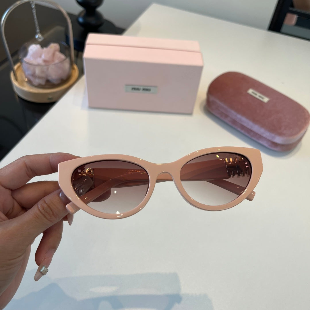 Miu Miu Cat-Eye Brown Lens Sunglasses for Men & Women - 158602 - detail image 6