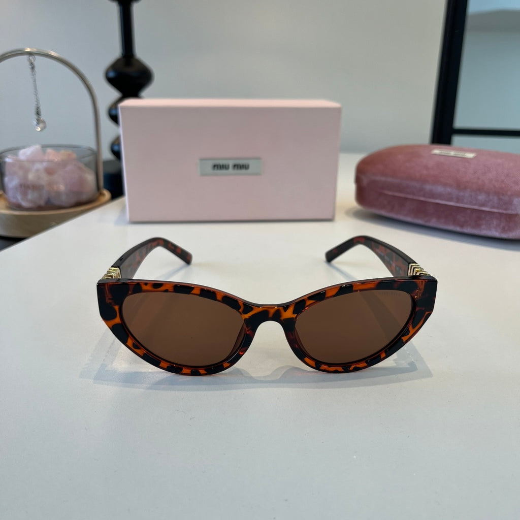 Miu Miu Cat-Eye Brown Lens Sunglasses for Men & Women - 158604 - detail image 2