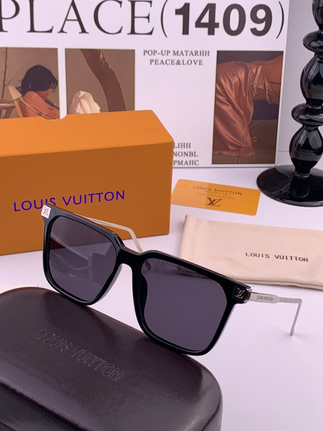 Louis Vuitton L7166 Aviator Gold Lens Sunglasses for Men & Women - 158175 - detail image 2