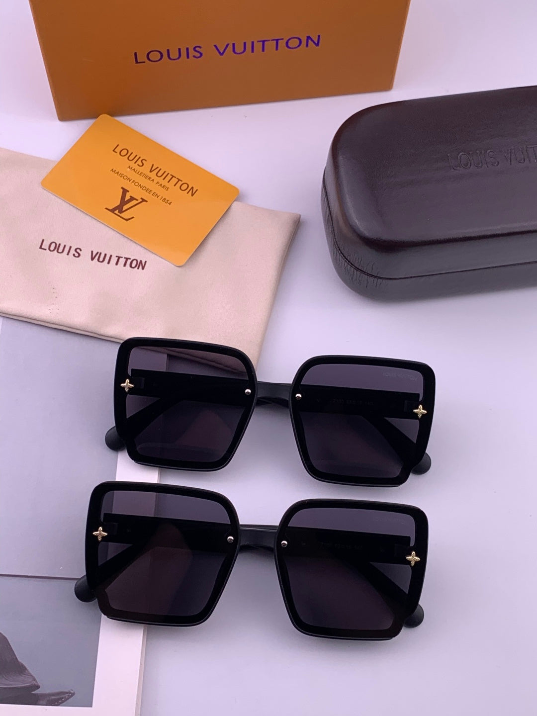 Louis Vuitton L1007 Polarized Square Black Lens Sunglasses for Men & Women - detail image 7