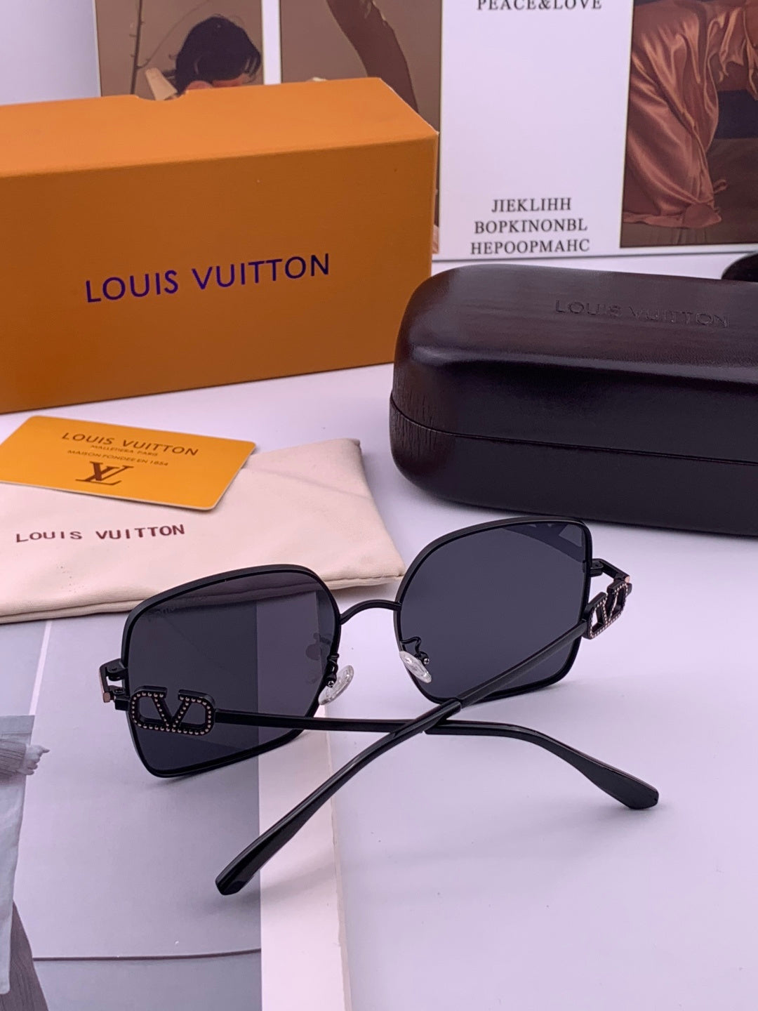 Louis Vuitton L6375 Polarized Square Gold Lens Sunglasses for Men & Women - detail image 6