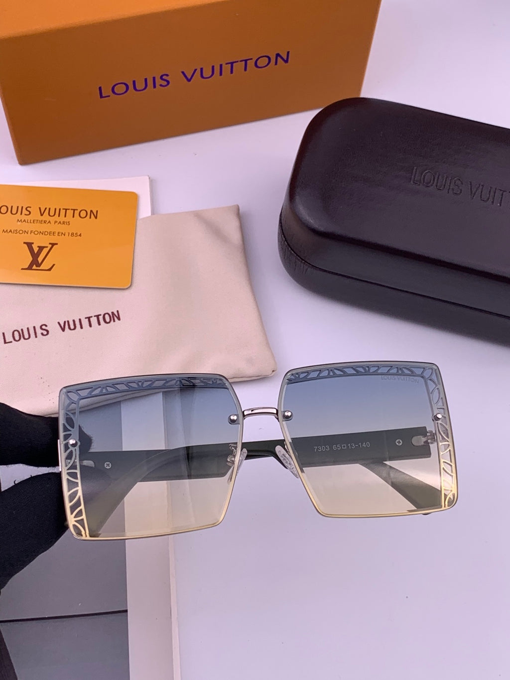 Louis Vuitton L3730 Square Gold Lens Sunglasses for Men & Women - 158173