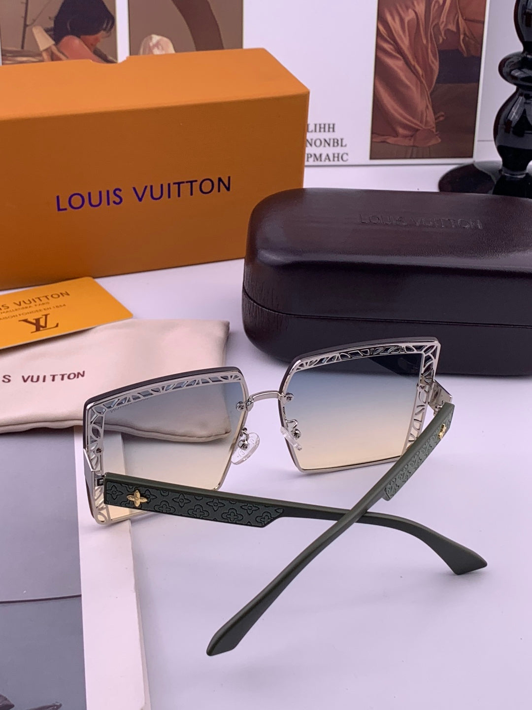 Louis Vuitton L3730 Square Gold Lens Sunglasses for Men & Women - 158173 - detail image 6