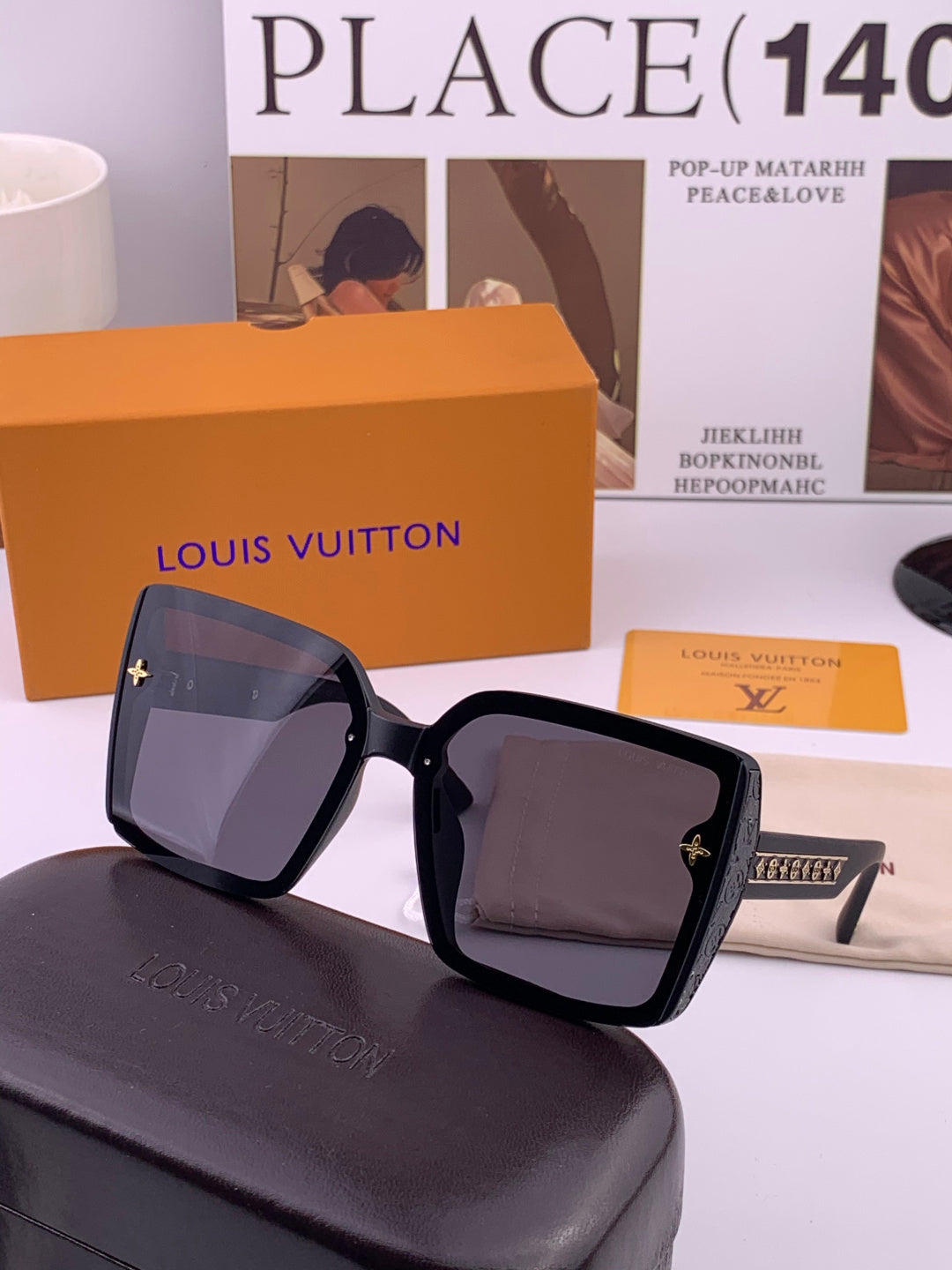 Louis Vuitton Fashion Gold Lens Sunglasses for Men & Women - 158168 - detail image 3