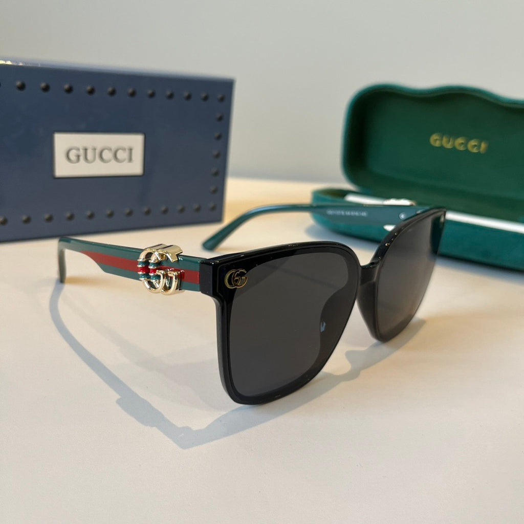 Gucci Fashion Black Lens Sunglasses for Men & Women - 414998