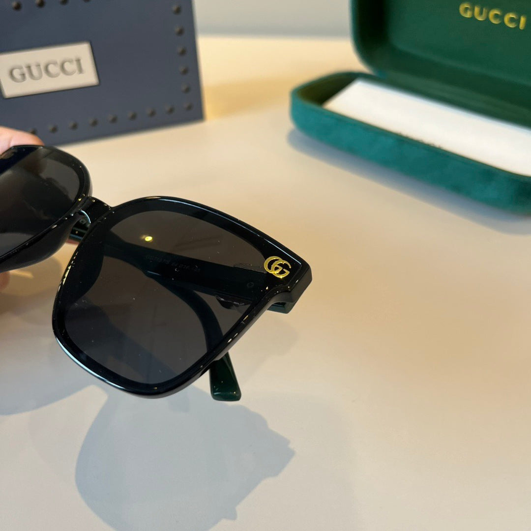 Gucci Fashion Black Lens Sunglasses for Men & Women - 414998 - detail image 5