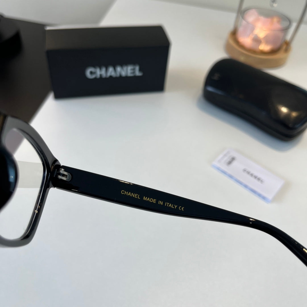 Chanel Blue-Light Fashion Silver Lens Sunglasses for Men & Women - 398516 - detail image 9