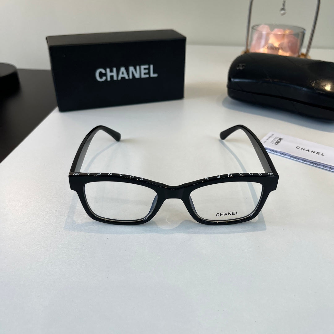 Chanel Blue-Light Fashion Silver Lens Sunglasses for Men & Women - 358014 - detail image 2