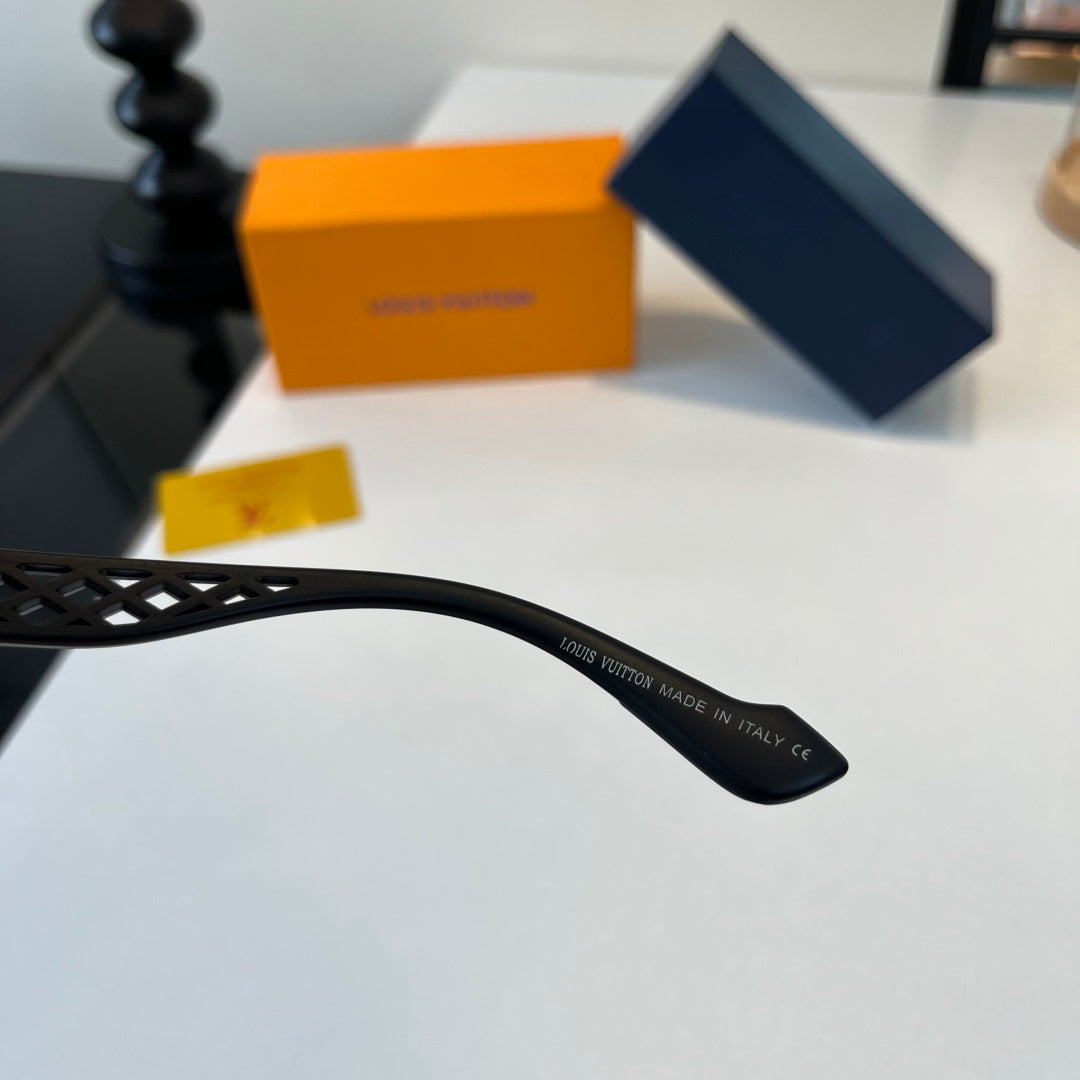 Louis Vuitton Fashion Silver Lens Sunglasses for Women - 398073 - detail image 10