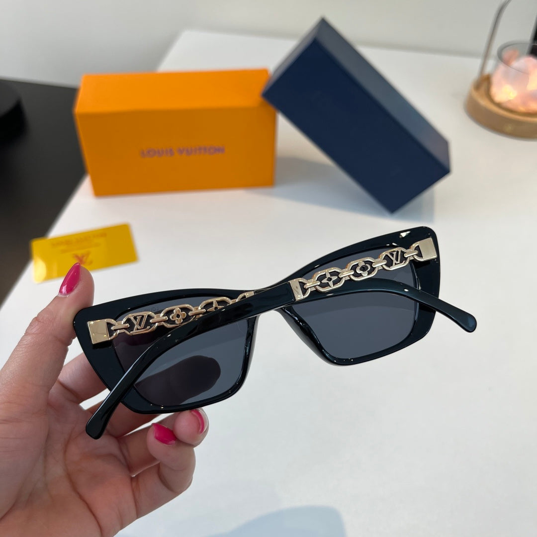 Louis Vuitton Cat-Eye Silver Lens Sunglasses for Women - 357583 - detail image 9