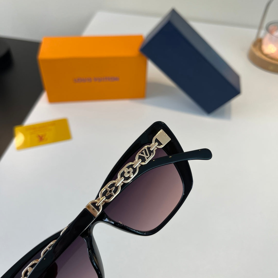 Louis Vuitton Cat-Eye Silver Lens Sunglasses for Women - 357584 - detail image 6
