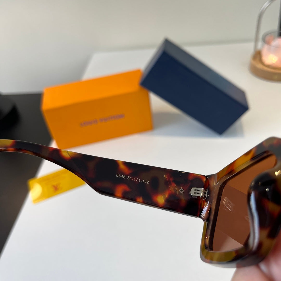 Louis Vuitton Fashion Black Lens Sunglasses for Men & Women - 448666 - detail image 8