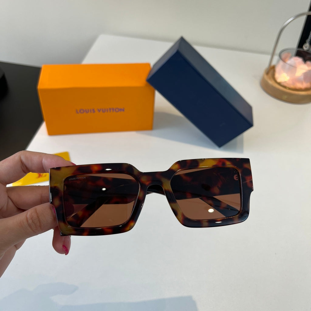 Louis Vuitton Fashion Black Lens Sunglasses for Men & Women - 448666 - detail image 4