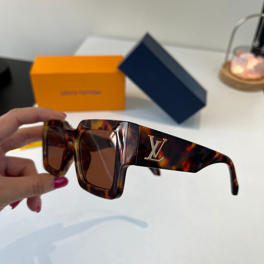 Louis Vuitton Fashion Black Lens Sunglasses for Men & Women - 357587 - detail image 3