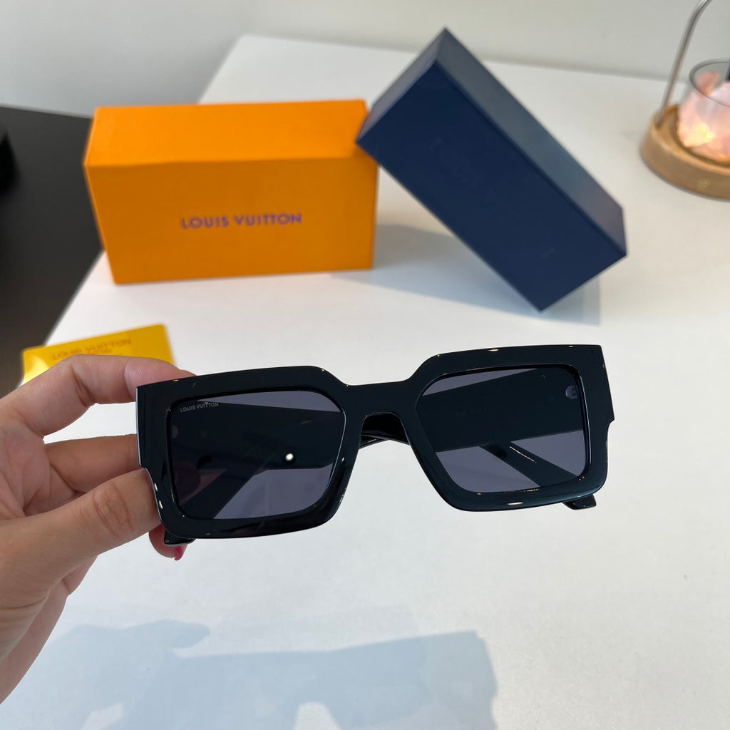 Louis Vuitton Fashion Black Lens Sunglasses for Men & Women - 398081 - detail image 5