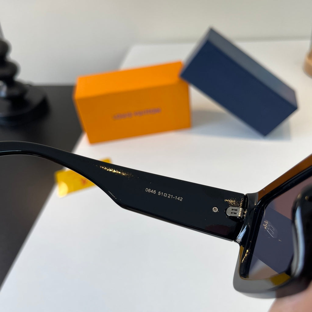 Louis Vuitton Fashion Black Lens Sunglasses for Men & Women - 357588 - detail image 8