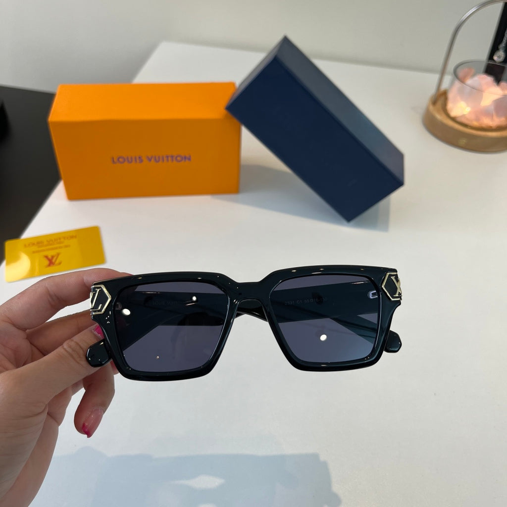 Louis Vuitton Fashion Black Lens Sunglasses for Men & Women - 357590 - detail image 6