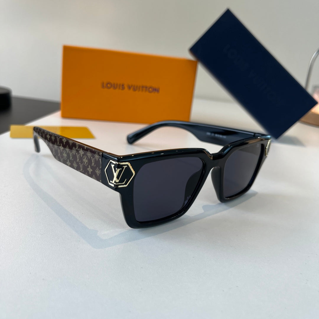 Louis Vuitton Fashion Black Lens Sunglasses for Men & Women - 357590