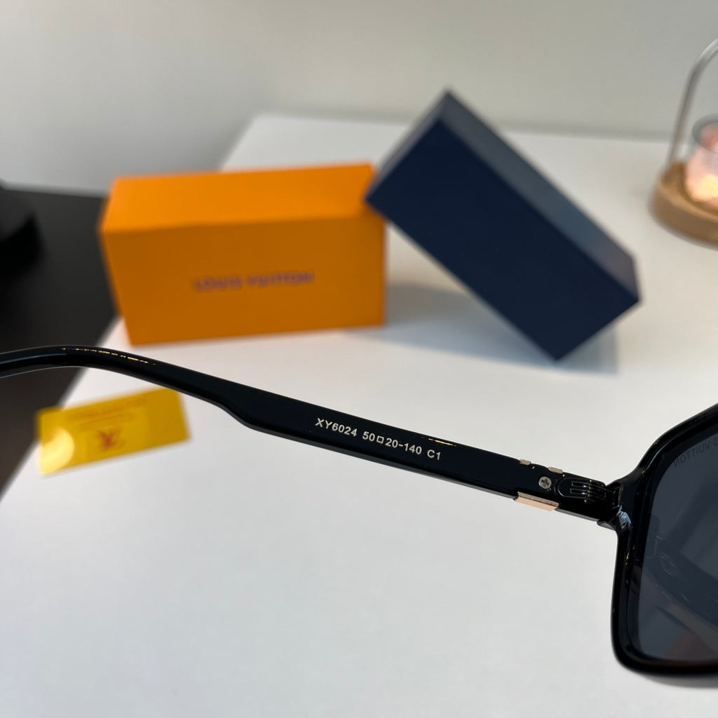 Louis Vuitton Fashion Black Lens Sunglasses for Men & Women - 493070 - detail image 9
