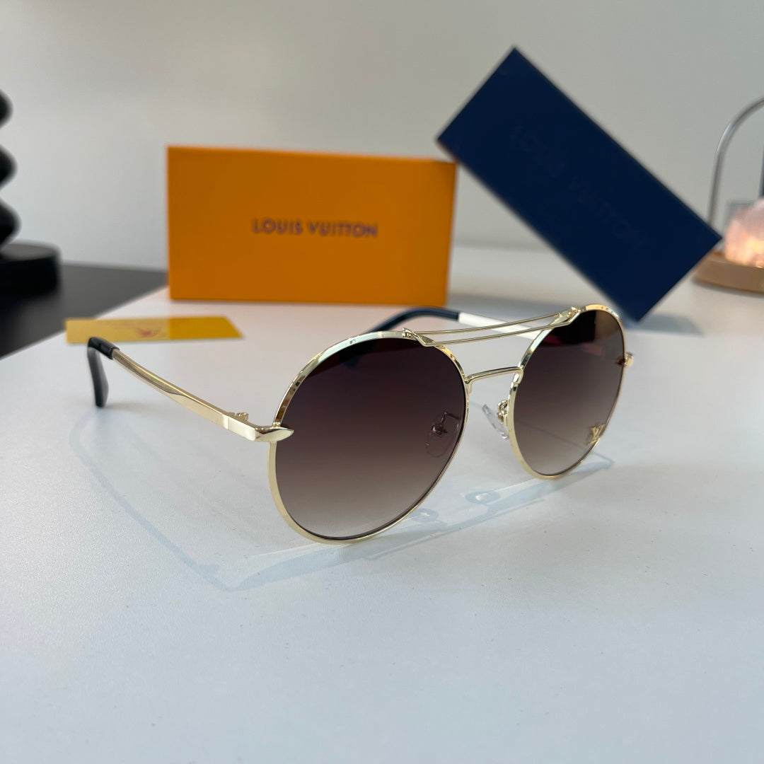 Louis Vuitton Metal Aviator Silver Lens Sunglasses for Men & Women - 357596