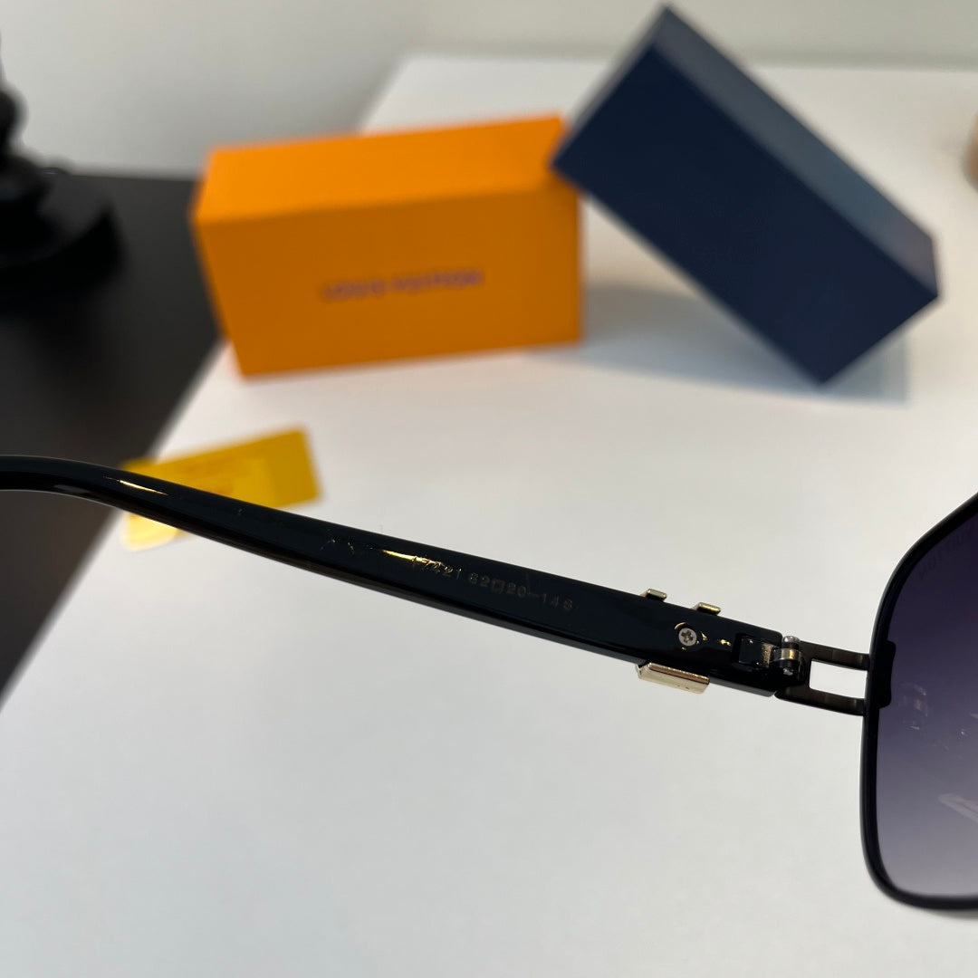 Louis Vuitton Metal Aviator Silver Lens Sunglasses for Men & Women - 357597 - detail image 9