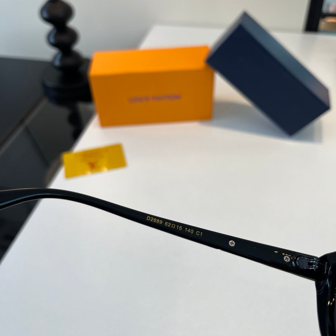 Louis Vuitton Fashion Black Lens Sunglasses for Men & Women - 357598 - detail image 9