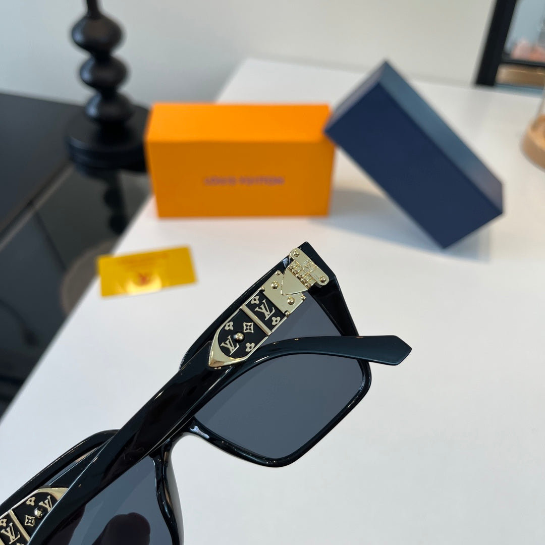 Louis Vuitton Fashion Black Lens Sunglasses for Men & Women - 357599 - detail image 6